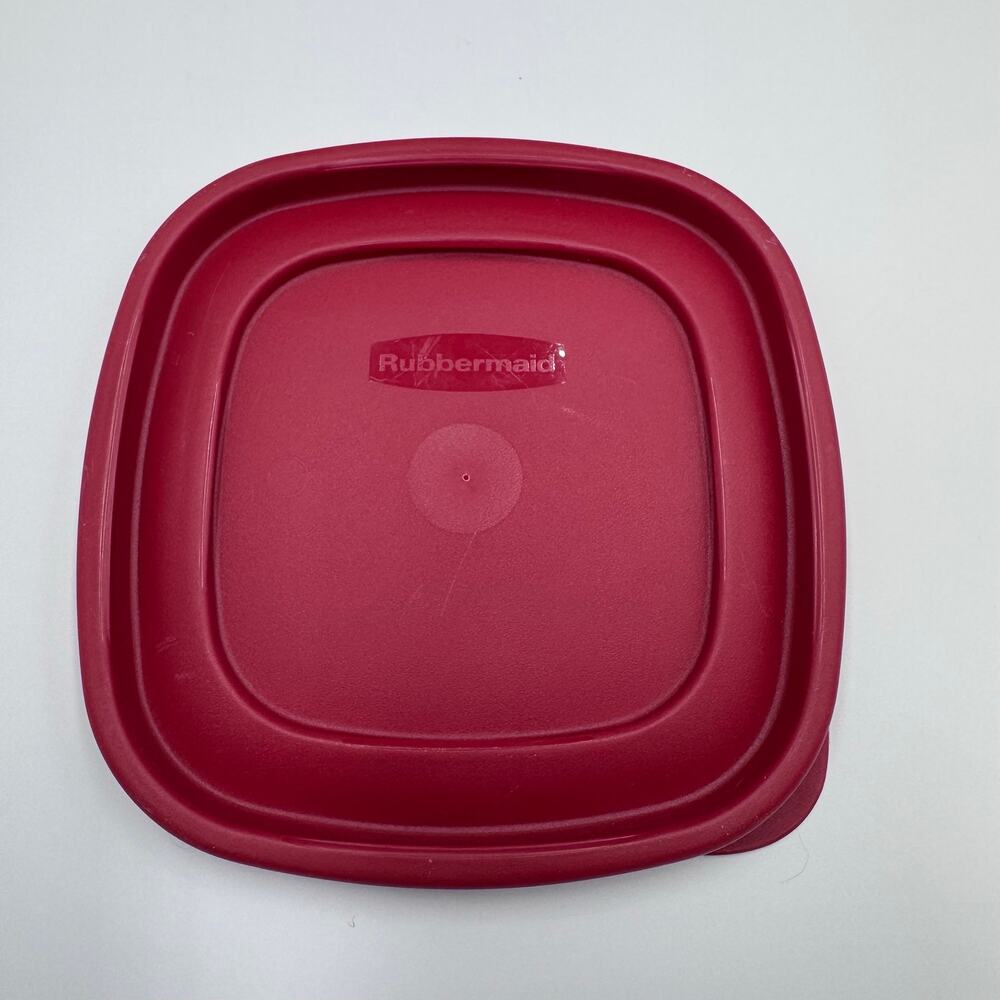 Rubbermaid Replacement Lid Red Square 6.5" 7J64 Easy Find Lids Fits 3 5 7 Cup